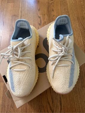 Yeezy Boost 350 V2 Linen